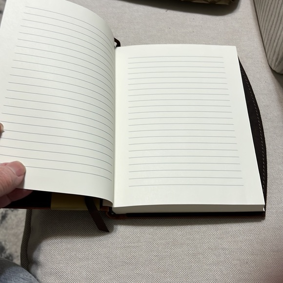 Leather journal.Unused.224 ruled pages.Just waiting for your words and thoughts! - Picture 3 of 6